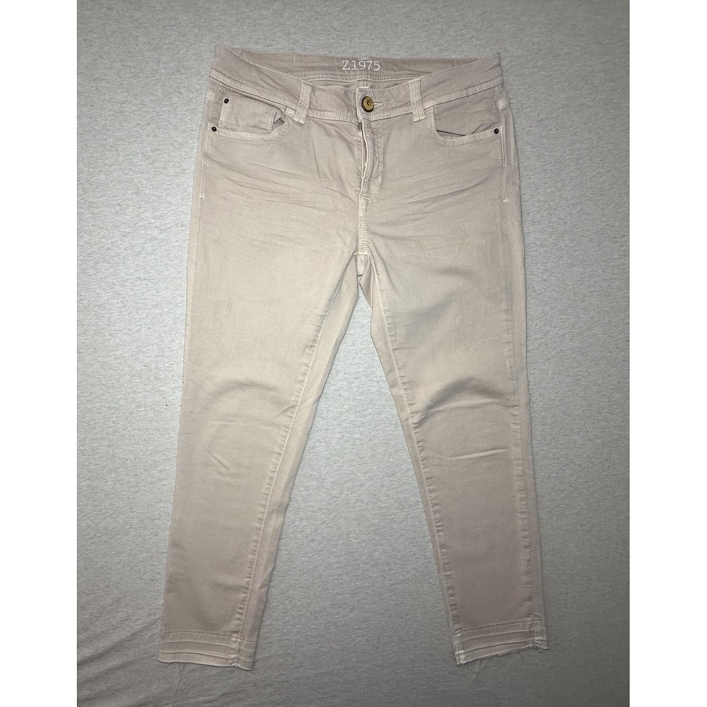ZARA. Basic Denim. size 8. Tan Jeans. zip. straight leg jean.